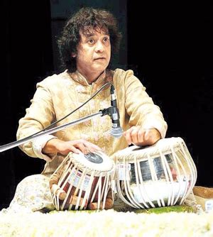 Zakhir Hussain-tabla player-Indian personalities-Musicians- webindia123