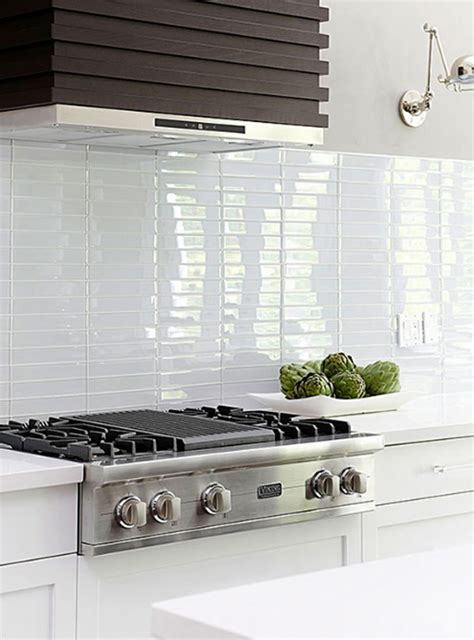 simple-white-tile-kitchen-backsplash | HomeMydesign