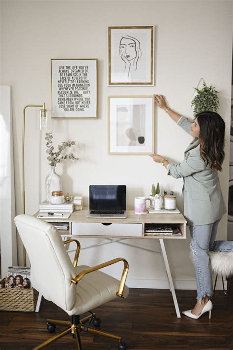 HOME OFFICE DECOR IDEAS | CHIC TALK | Chic office decor, Home office setup, Cozy home office