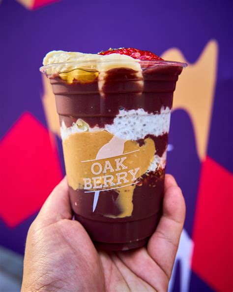 OAKBERRY Açaí Bowls and Smoothies Opens First Vancouver Location - Hello Vancity