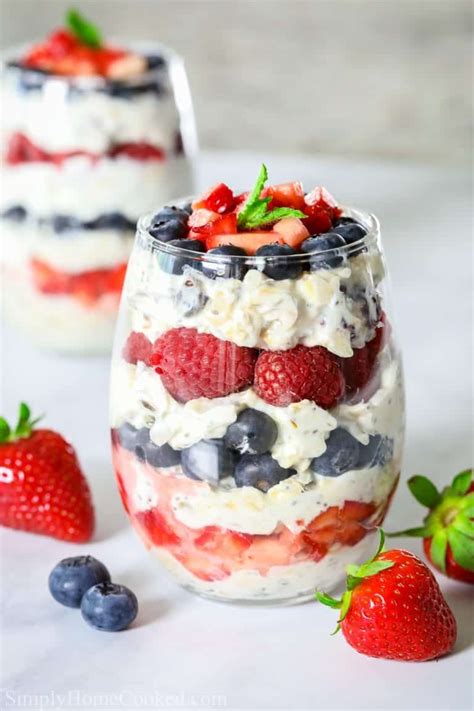 Muesli Yogurt Parfait with Berries (VIDEO) - Simply Home Cooked