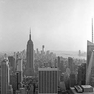 Empire State Building, Kodak Tri-X 400 | Shot at hazy dusk a… | Flickr