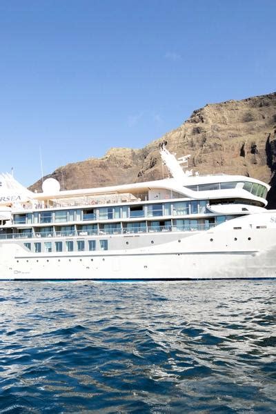 New Winter Luxury Cruises - The Galápagos 2025-26 | Silversea