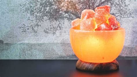 Himalayan Salt Lamps: Benefits and Myths