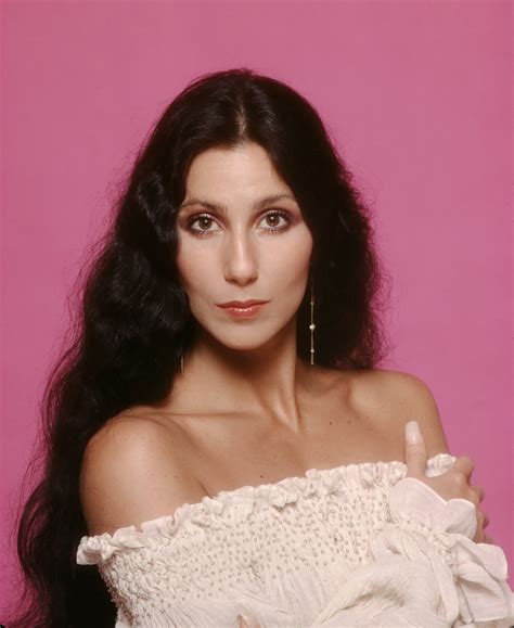 How Cher Would Look At 78 If She Never Had a Facelift or Dyed Her Hair: Photos via Al