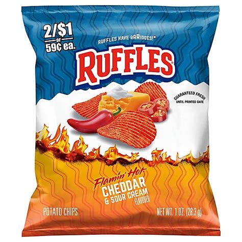 Ruffles Flamin Hot Cheddar Sour Cream Potato Chips - 1 Oz - Haggen