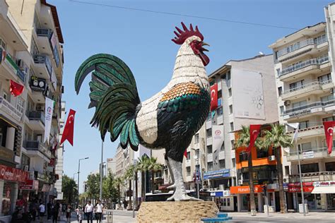 Rooster Statue In Denizli Turkiye Stock Photo - Download Image Now ...