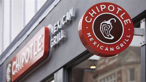 Chipotle becomes first US fast food chain to label all genetically modified ingredients - The Verge