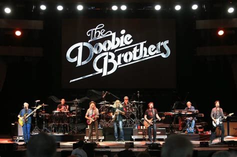 Doobie Brothers Reunite With Michael McDonald for Tour | Classic Rock 101.1