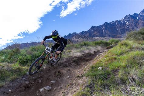 Remarks Downhill Race Queenstown 2018 - Queenstownbiketaxis - Mountain Biking Pictures - Vital MTB