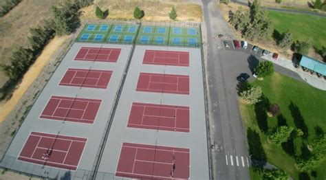 How To Paint A Pickleball Court | SportMaster Pickleball Court Surfaces