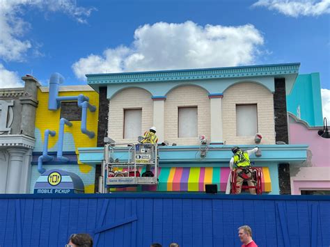 Latest Look at Minion Land Construction At Universal Orlando ...