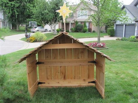 Image result for build nativity stable for christmas play | Outdoor nativity, Nativity stable ...