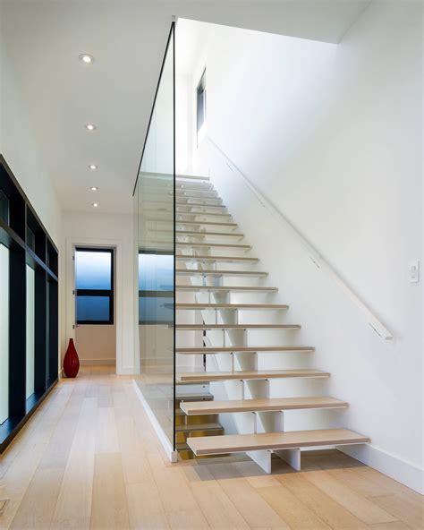 20 Astonishing Modern Staircase Designs You'll Instantly Fall For