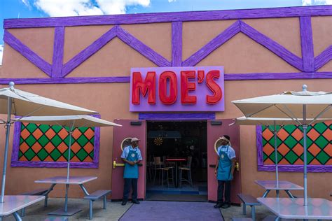 Moe’s Tavern (limited-service bar) at Universal Studios Florida