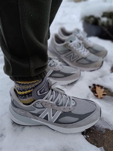 990v6 : r/Sneakers