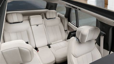 2023 Range Rover Interior and Cargo Space