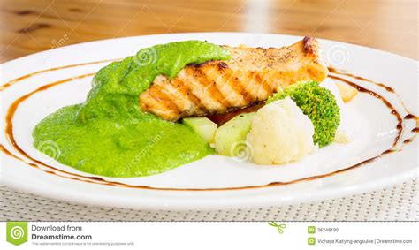 Salmon Steak with Pesto Sauce Stock Photo - Image of fillet, grilled: 36248190