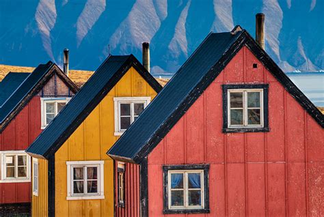 Greenland's Color-Coded Houses » Explorersweb