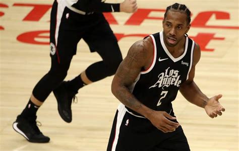 Analyst Slammed for Terrible Take on Kawhi Leonard Injury