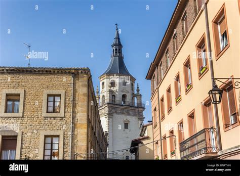 Vitoria gasteiz cathedral hi-res stock photography and images - Alamy