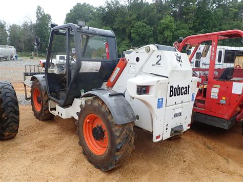 2012 BOBCAT V638 Forklift - Telehandler - J.M. Wood Auction Company, Inc.