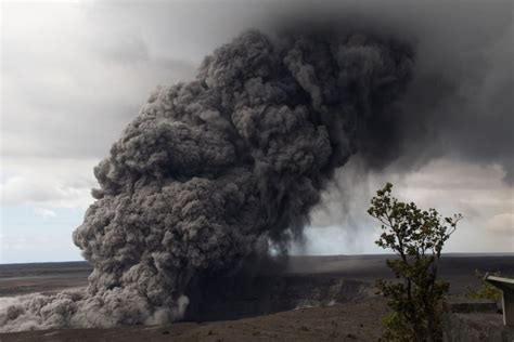 🌋 Les spectaculaires éruptions fissurales du volcan Kilauea (Hawaï)