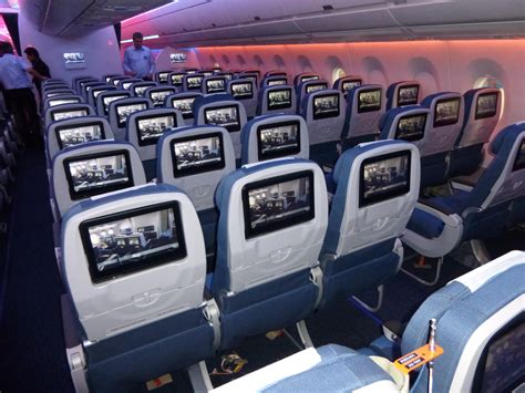 ATW Photo Gallery - Airbus unveils flight-test A350 XWB cabin interior | Aviation Week Network