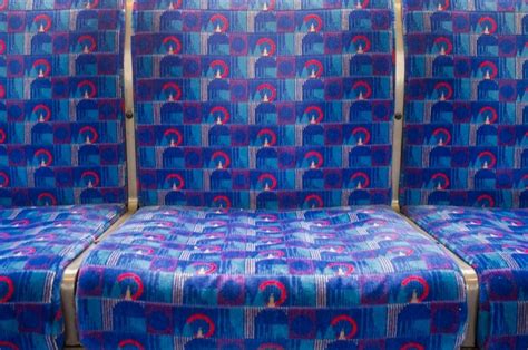 All The Tube Moquette Patterns: Bitchily Critiqued | Londonist