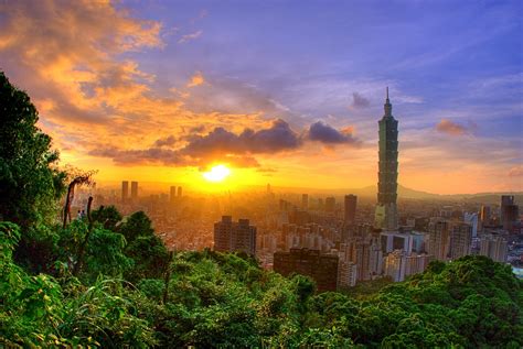 Top 10 Must Visit Tourist Attractions in Taipei, Taiwan