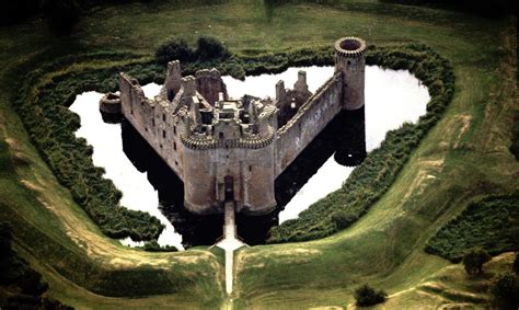 Caerlaverock Castle, Dumfries – Castles | Scotland castles, Castle ...