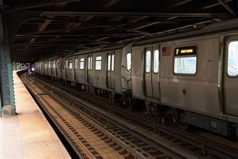 Express F train service begins its limited run this week - Curbed NY