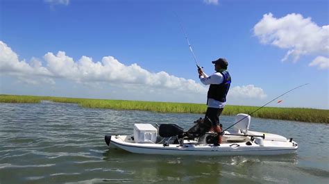 Have You Seen This Jet-Propelled Kayak That Can Go 32 MPH [VIDEO]