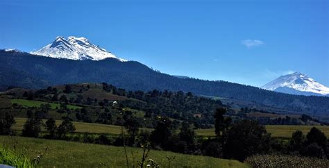 A Retired Teacher in Mexico City: Volcanoes Ahead!