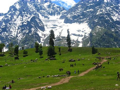 World Visits: Welcome to Kashmir Valley - Paradise on Earth