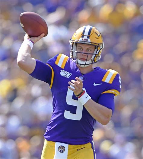 In just 5 games, Joe Burrow closing in on LSU's single-season TD record; see full list | LSU ...