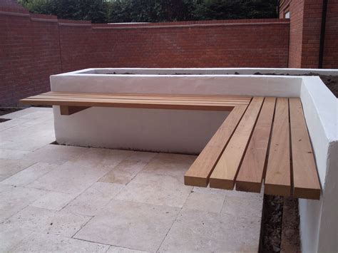 Cantilevered Bench | Garden seating, Back garden, Backyard design