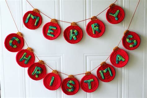 Crochet Merry Christmas Garland | I Heart Gantsilyo