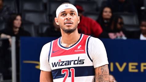 Mavs trade for Wizards big man Daniel Gafford | NBA.com