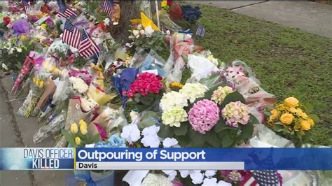 Outpouring Of Support Continues For Davis PD After Officer Slain - YouTube