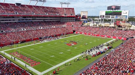 Raymond James Stadium, Tampa Bay Buccaneers football stadium - Stadiums ...