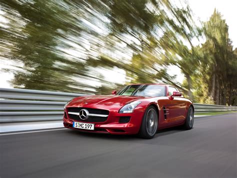 2010 Mercedes-Benz SLS AMG Specs, Price & Top Speed