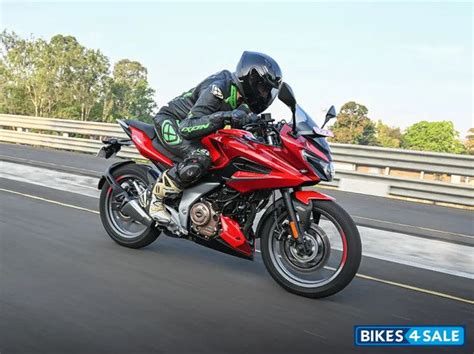 Bajaj Pulsar 250 price, specs, mileage, colours, photos and reviews ...