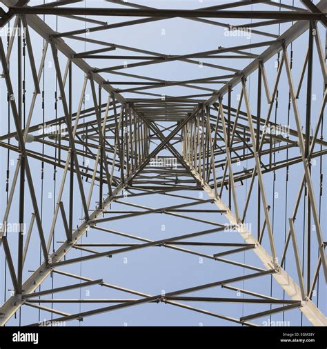 Pylon structure hi-res stock photography and images - Alamy