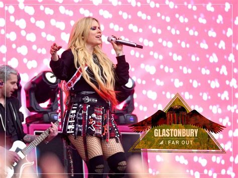 Glastonbury 2024: Avril Lavigne close set with 'Sk8er Boi'