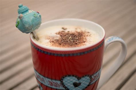 coffee, coffee cup, latte, cappuccino, mug, mocha, cinnamon, cozy, hot, beverage, cafe | Pikist