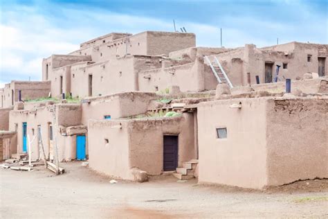 Taos Pueblo is example of a Pueblo Indians architecture Stock Photo by ©eunikas 76017139