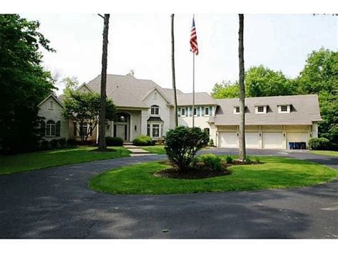 Pat McAfee house: Inside former Colts punter $1.6M, five-bedroom ...