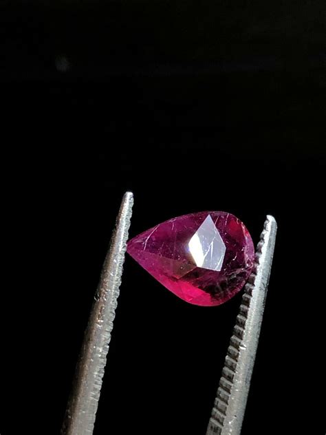 1.57 Carat Red Beryl - GIA Certified — Benitoite-Kid