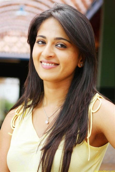 Anushka Shetty Cute Photoshoot Stills - Actress Album